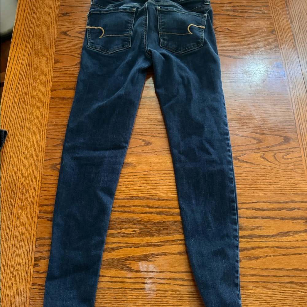 Dark Blue American Eagle Jegging Size 2. - Picture 2 of 7